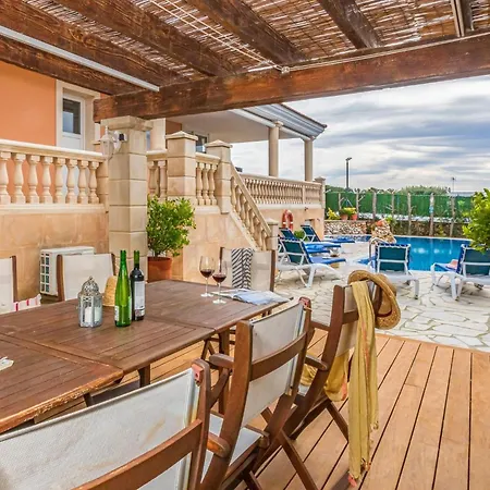 Lejlighed Rafael By Bookmenorcavillas *