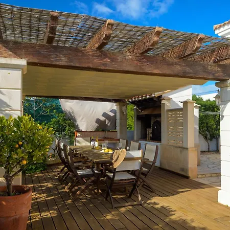 Apartment Rafael By Bookmenorcavillas