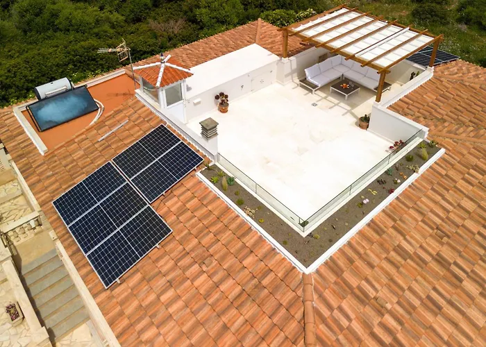 Rafael By Bookmenorcavillas *