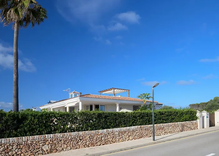 Rafael By Bookmenorcavillas *