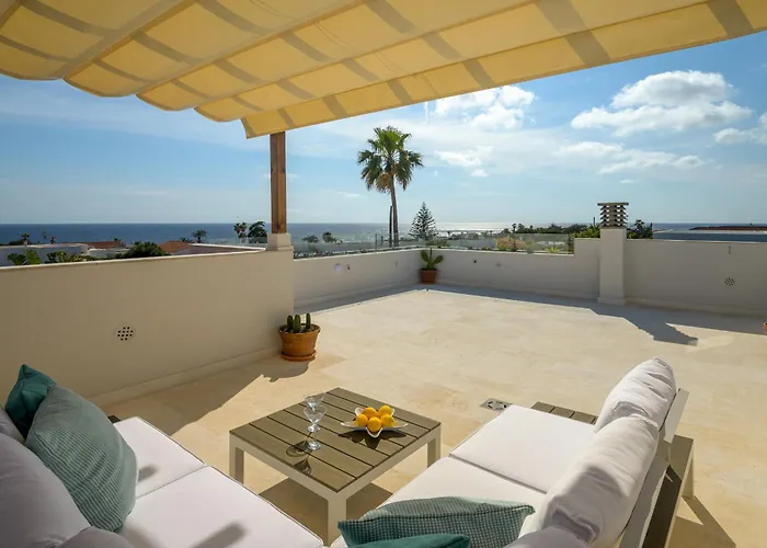 Rafael By Bookmenorcavillas *